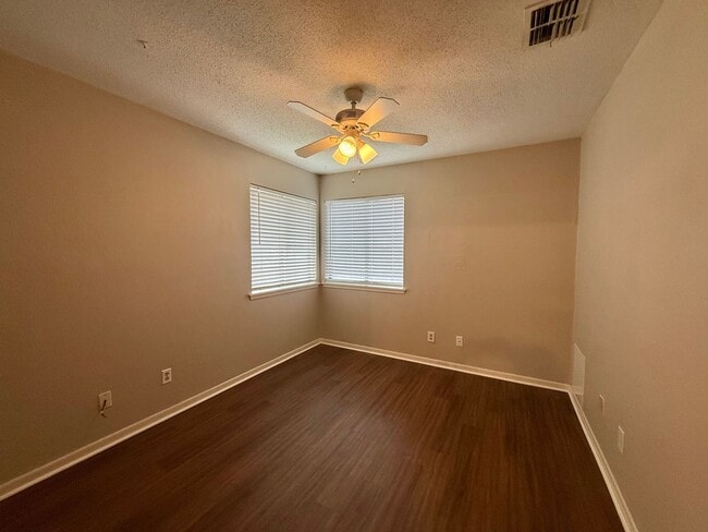 Building Photo - Garden home in Tangerine subdivision