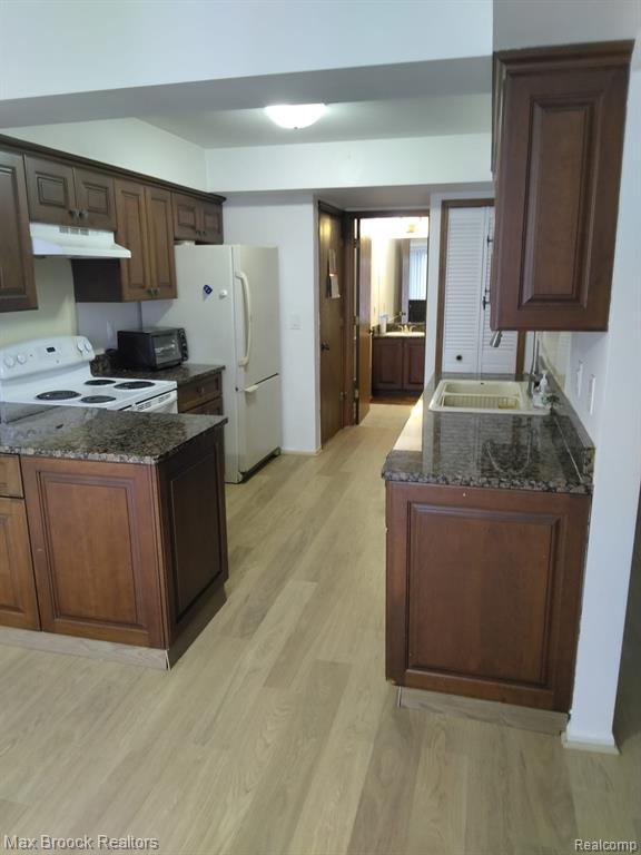 Building Photo - 69 Meadow Wood Dr