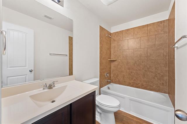 Building Photo - 4011 Springfield Ln