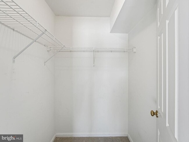 Building Photo - 5854 Orchard Hill Ct