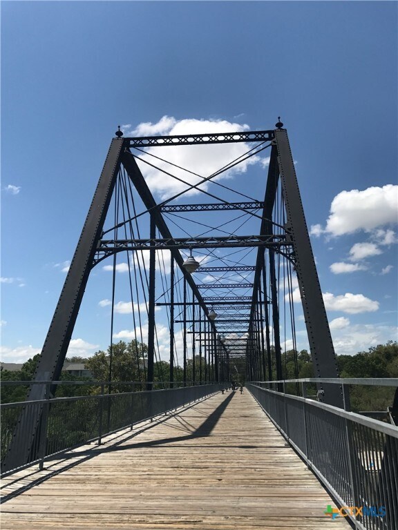 Building Photo - 712 Gristmill Dr