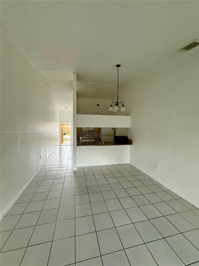 Building Photo - 6703 NW 192nd Terrace