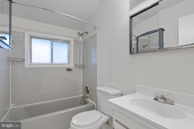 Building Photo - 6318 Willowood Ln