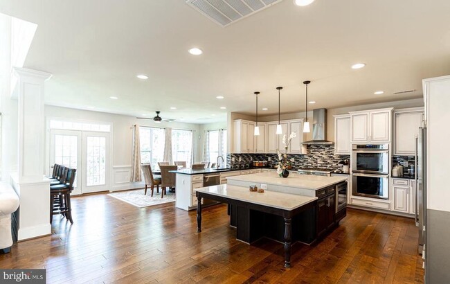 Building Photo - 6626 Ivy Hill Dr