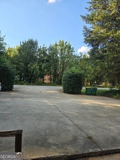 Building Photo - 6310 Holcomb Way