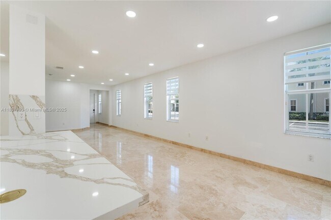 Building Photo - 7500 NW 107th Pl