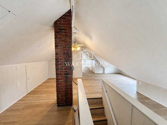 Building Photo - 1263 W Waterloo Rd