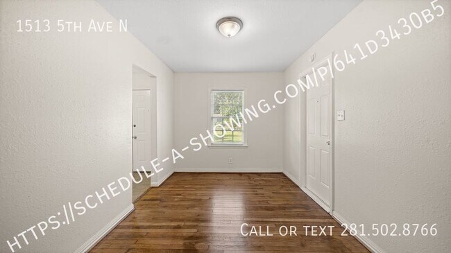 Building Photo - 1513 5th Ave N