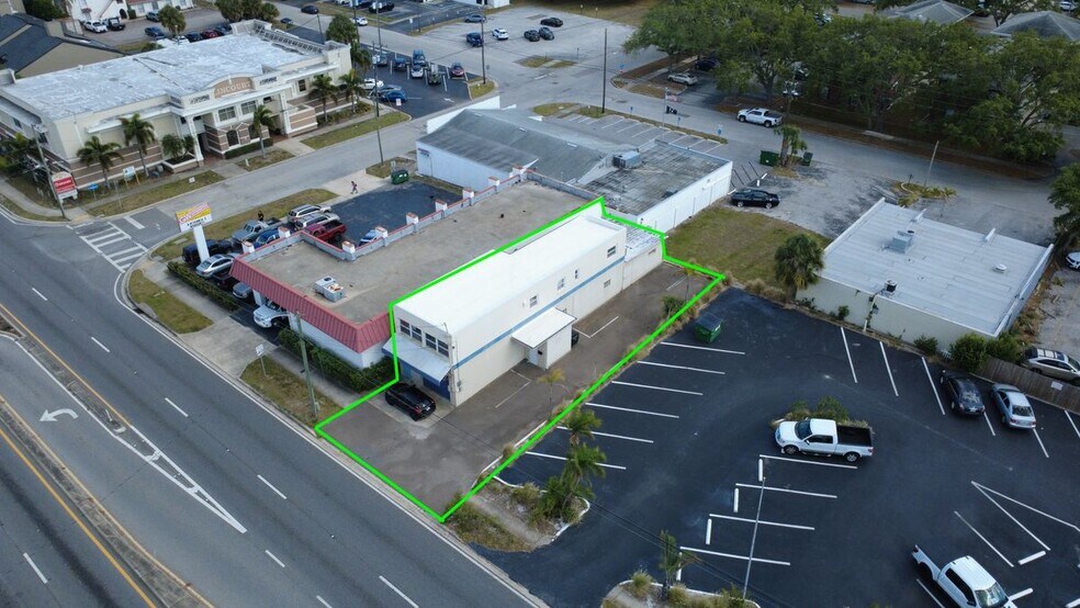 Building Photo - 1221 Court St