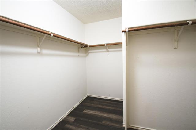 Building Photo - 1724 Rolling Brook Dr