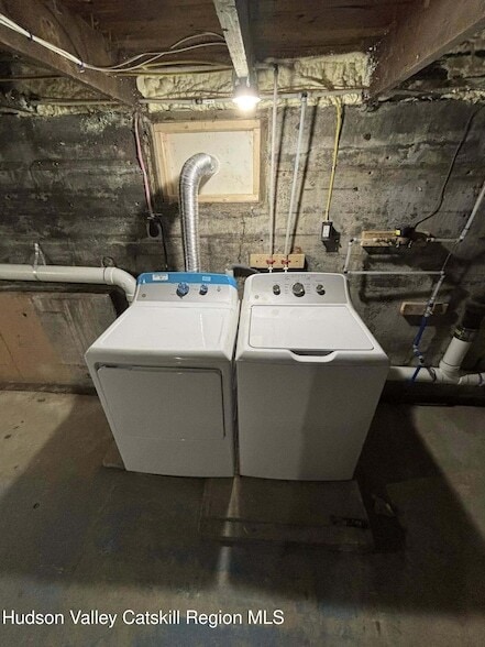 Building Photo - 13 Saugerties Manor Rd