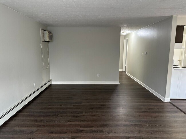 Building Photo - 115 Westminster Ave