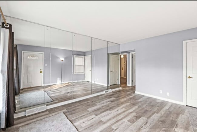 Building Photo - 32 166th Pl