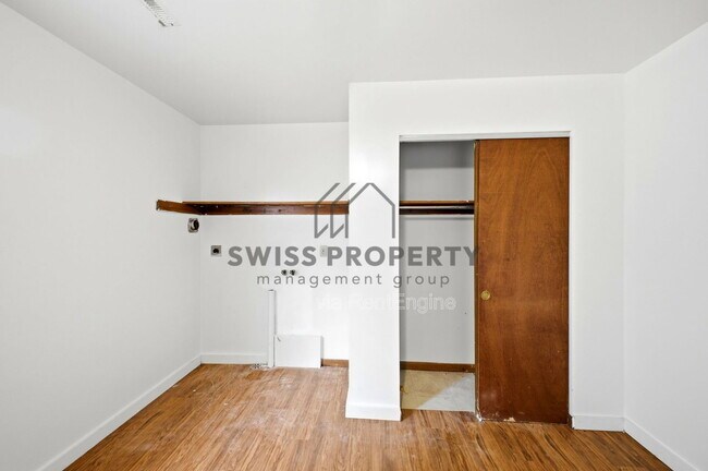 Building Photo - 1579 Briarwood Ave