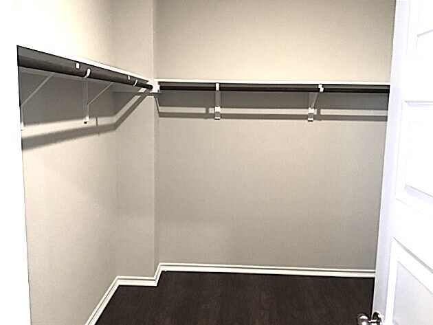 Building Photo - 5813 Gerard Dr