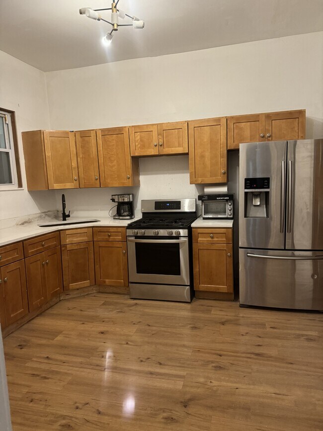 Building Photo - 4724 S Prairie Ave