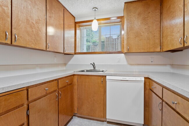 Building Photo - Frazer Park Apartments