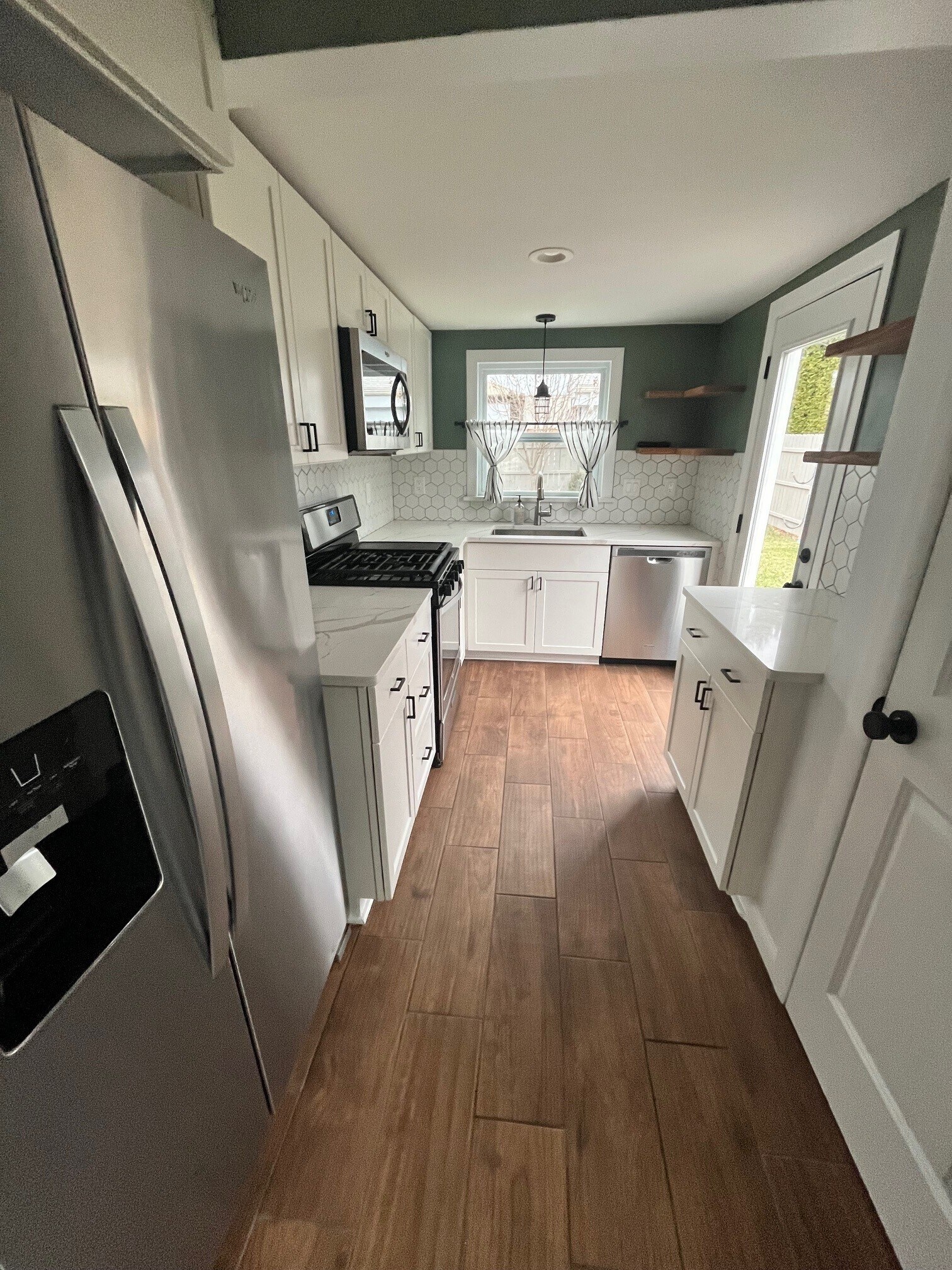 Building Photo - 1877 Patrician