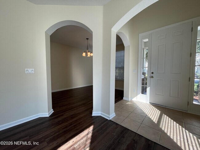 Building Photo - 3125 E Banister Rd