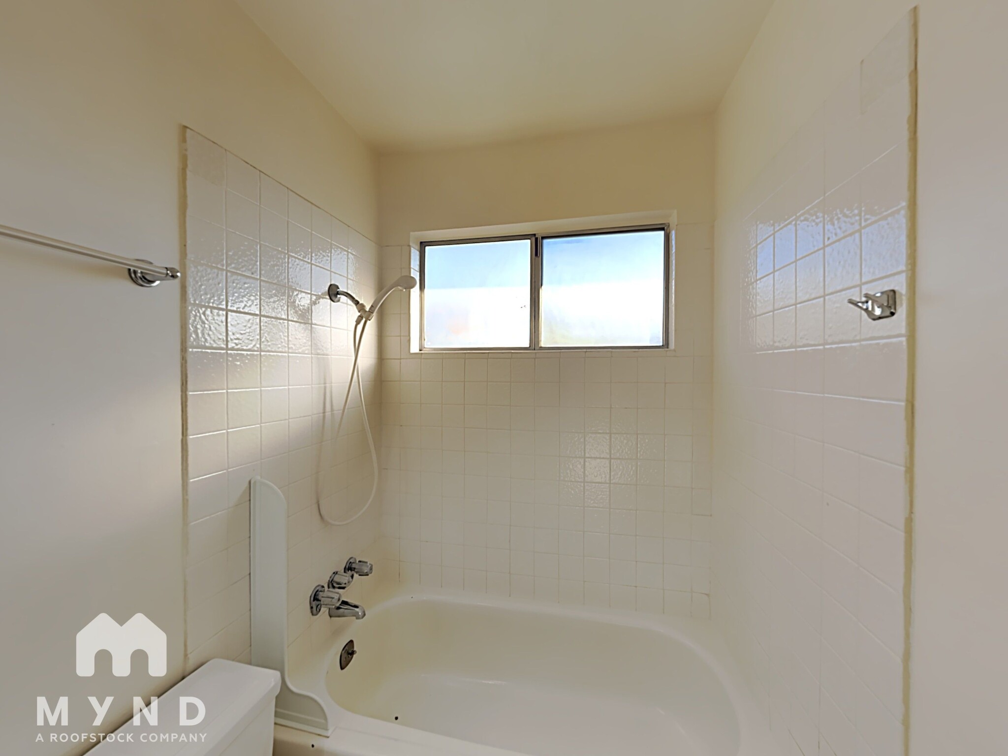 Building Photo - 3157 Occidental Dr