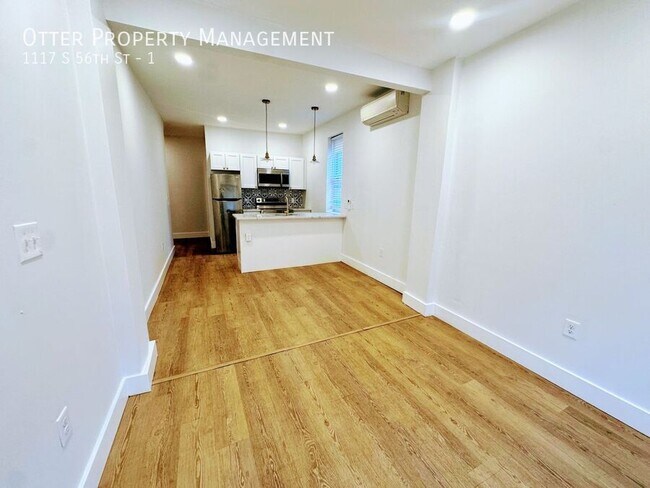 Primary Photo - 1117 S 56th St