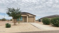 Building Photo - 476 Reizen Dr