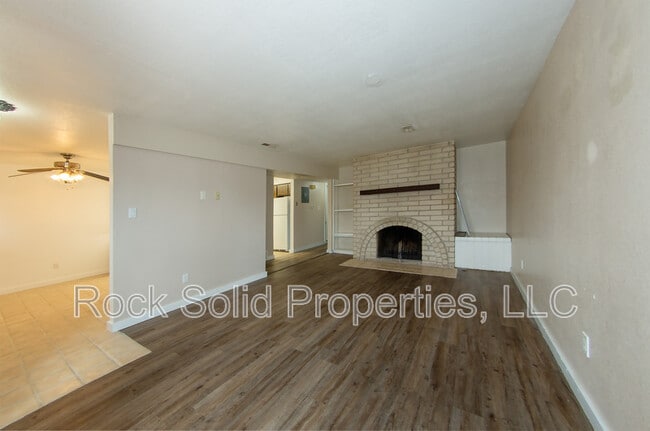 Building Photo - 3061 Reed Ave