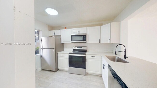 Building Photo - 3501 NW 114th Ln