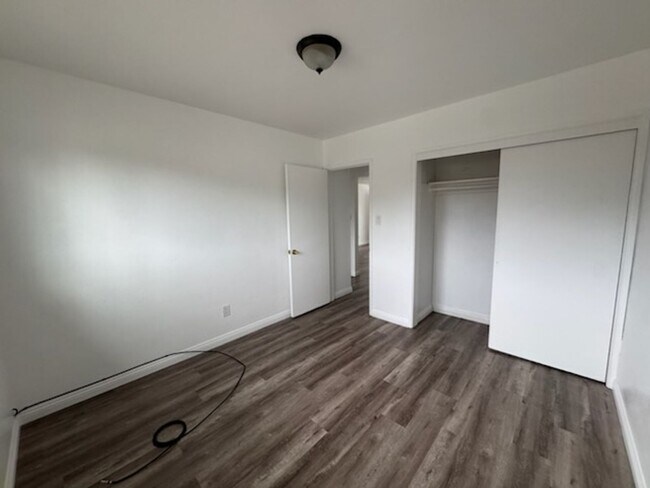 Building Photo - Hornblend