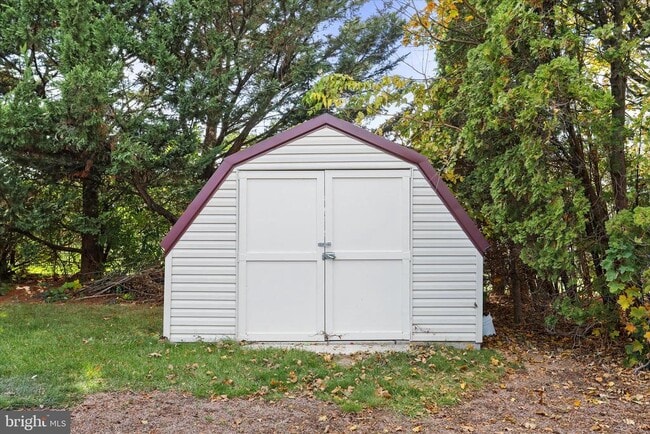 Building Photo - 140 Williamson Ave