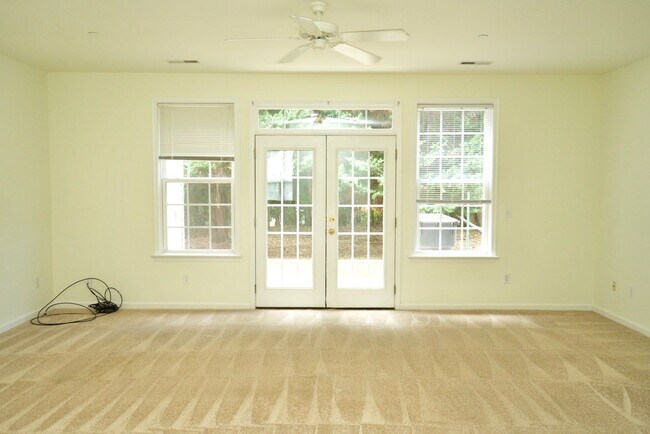 Building Photo - 1119 Somer Chase Ct