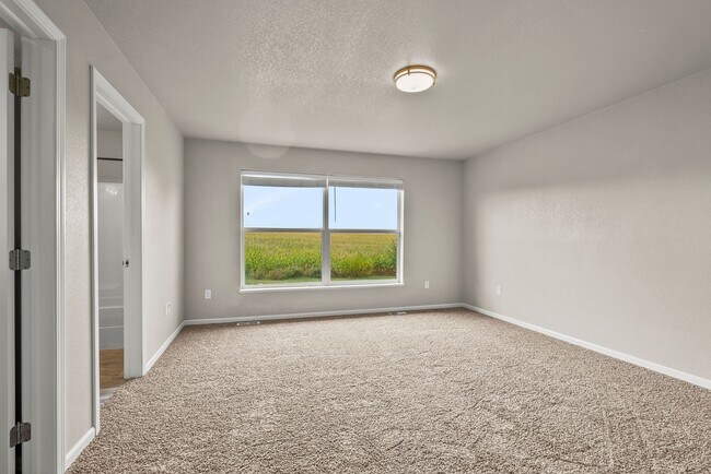 Building Photo - 5741 Summerland Drive