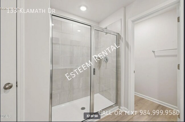 Building Photo - 133 Klamath Dr