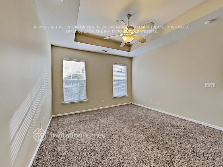 Building Photo - 5107 Abercromby St