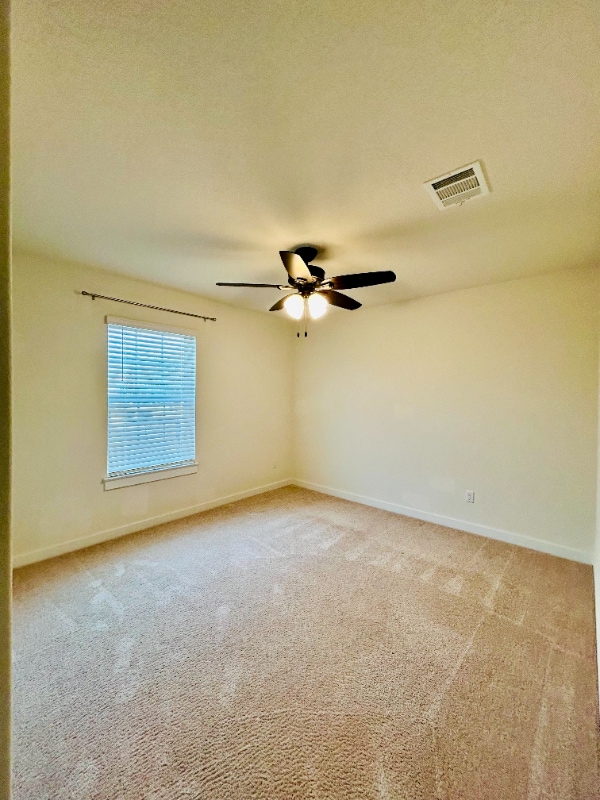 Building Photo - 741 Carol Dr