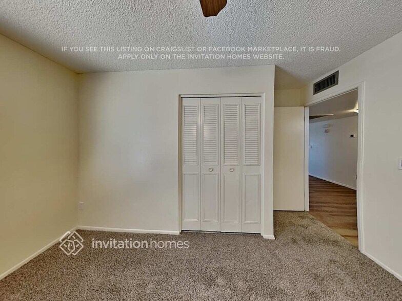 Building Photo - 3240 W Cholla St