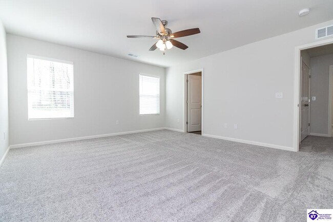 Building Photo - 104 Ashwood Ave