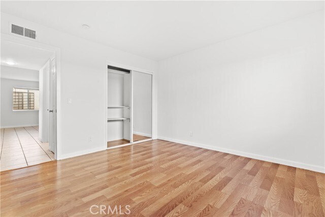 Building Photo - 5915 Woodman Ave