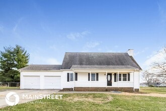 Building Photo - 6100 Radds St