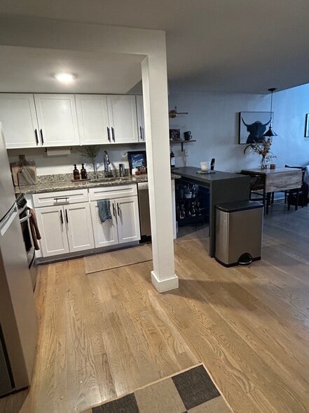 Building Photo - 10 Exchange St