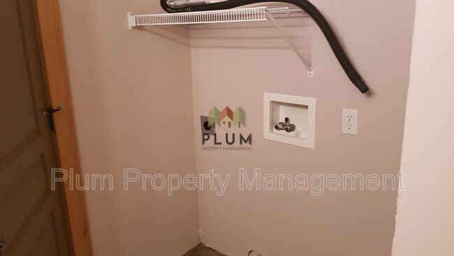 Building Photo - 2726 O'Shaughnesy St