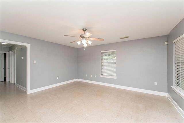 Building Photo - 147 Gitz Ln