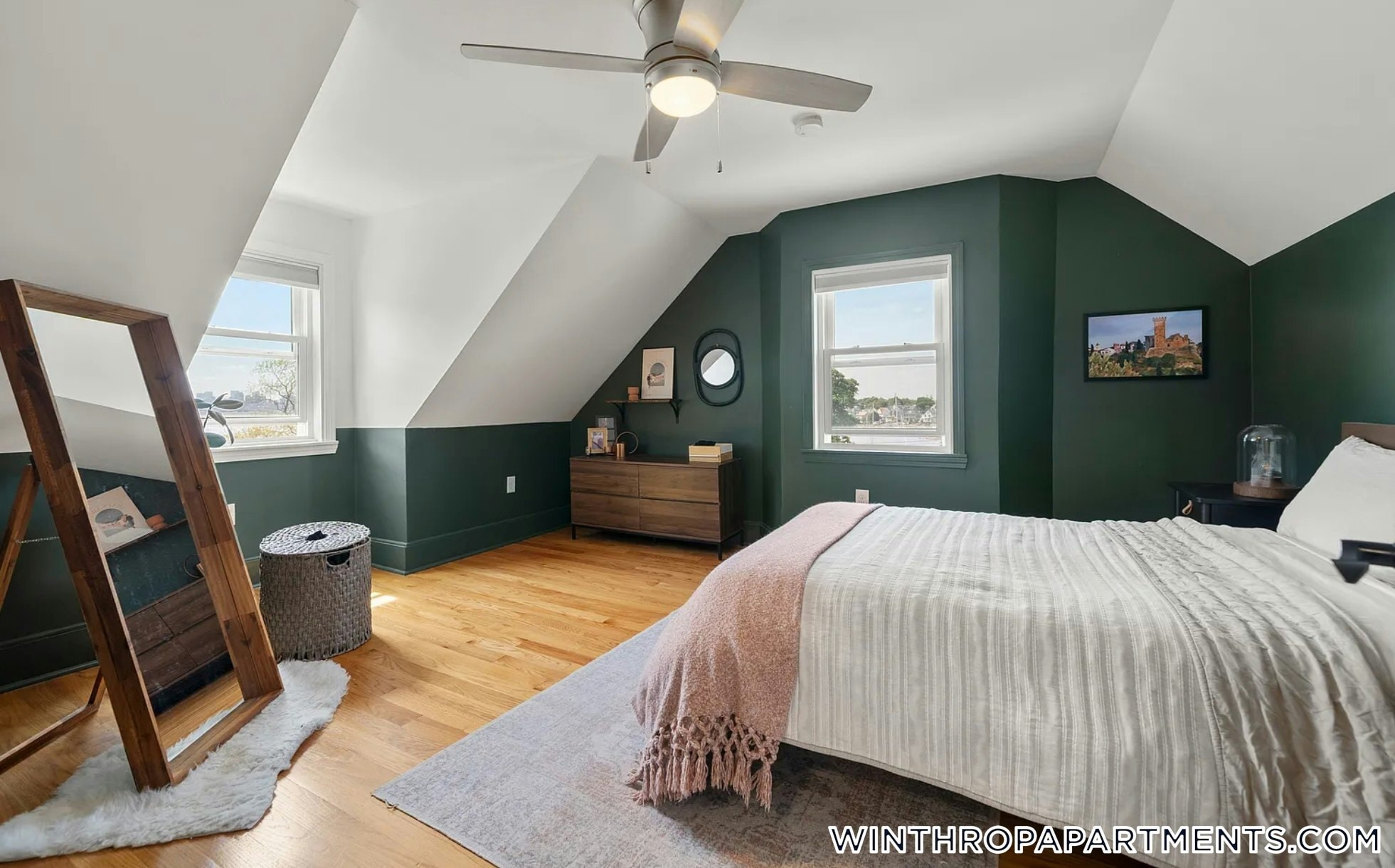 Building Photo - 62 Park Ave