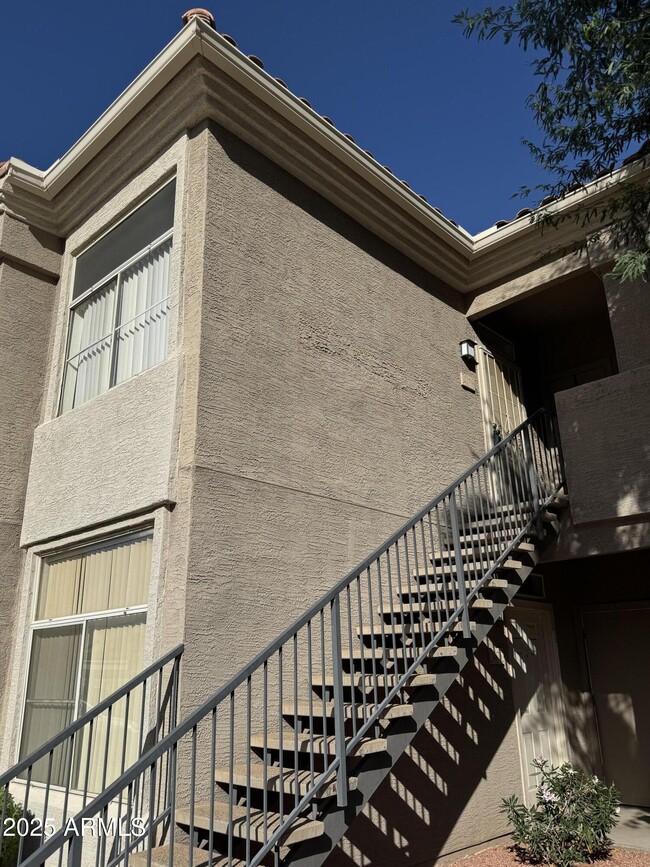 Building Photo - 3830 E Lakewood Pkwy W