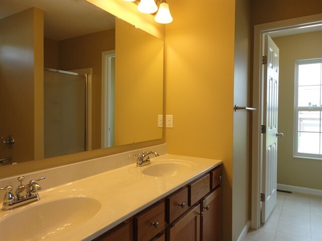 Building Photo - 6607 Thistle Grove