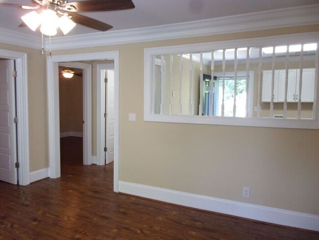 Building Photo - Beautifully Landscaped 2 Bedroom 1 Bath Home in College Park
