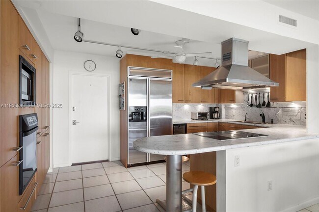 Building Photo - 155 Ocean Ln Dr