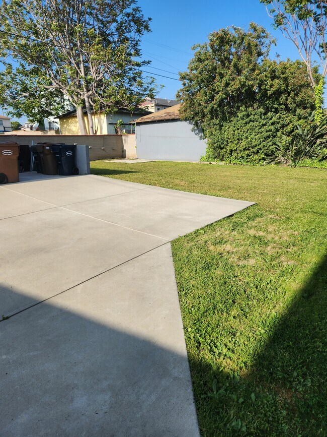 Backyard area - 2059 W 104th St