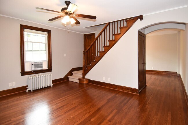 Building Photo - 600 23rd St S