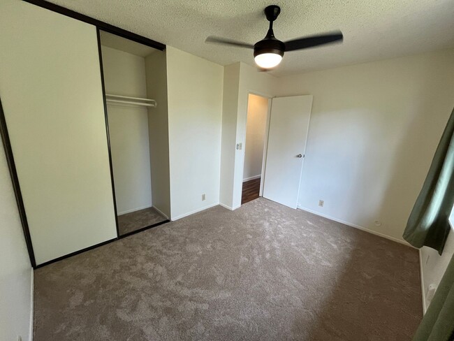 Building Photo - Mililani Town - 2 bedrooms, 1 bathroom hom...